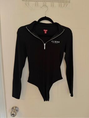 Guess bodysuit